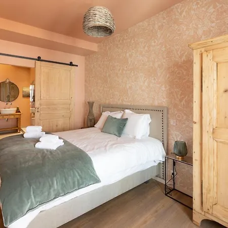 Apartment A Travers Champs Avec Sauna Et Parking Colmar