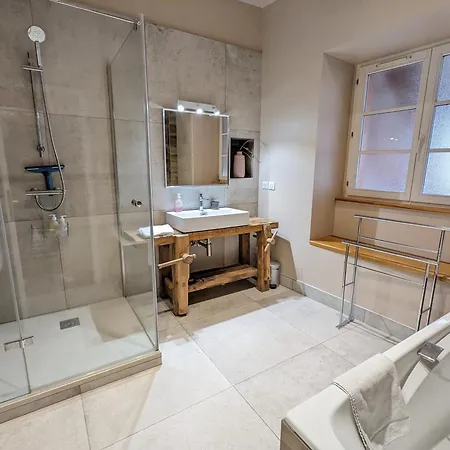 Apartment A Travers Champs Avec Sauna Et Parking Colmar