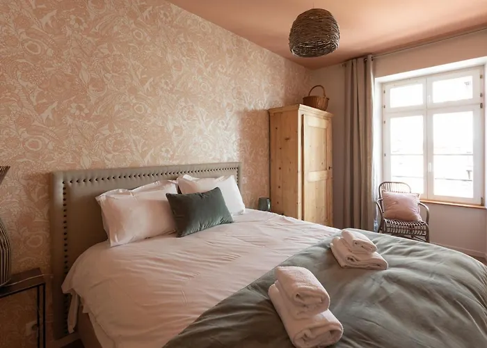 A Travers Champs Avec Sauna Et Parking Кольмар