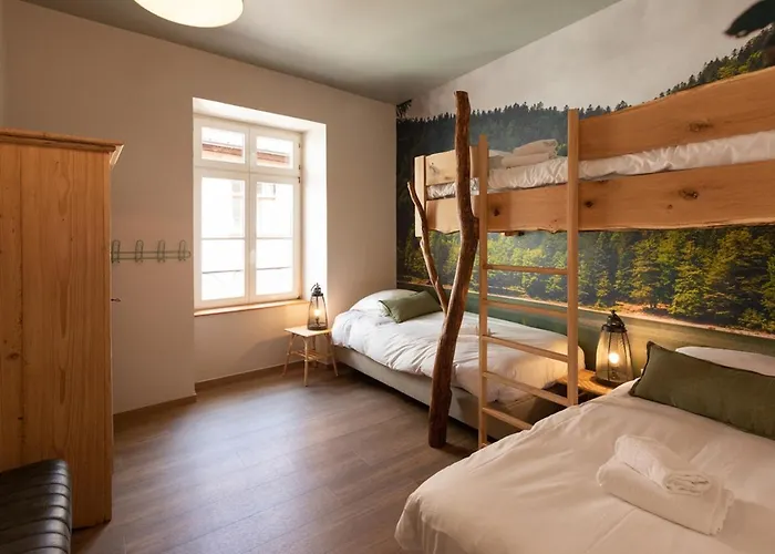 A Travers Champs Avec Sauna Et Parking Апартаменты