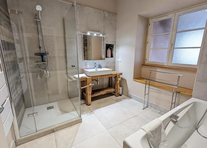 Апартаменты A Travers Champs Avec Sauna Et Parking Кольмар